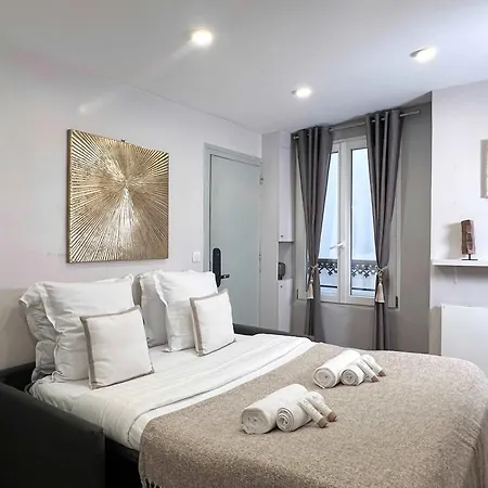 Unique Flat Near Opera Apartment *
