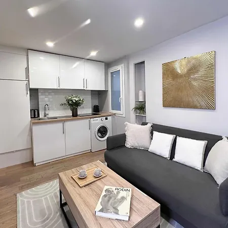 Unique Flat Near Opera * Paris